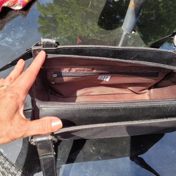 MICHE interchangable hand bag and 11 shells - Picture 10 of 11